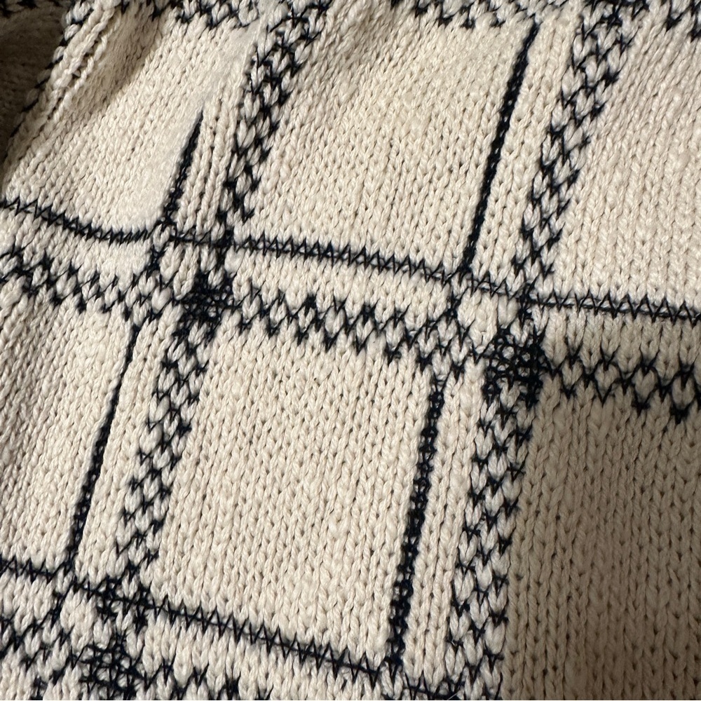 Vintage 1990s Crossings Knit Cream & Black Grid Pattern Cardigan Sweater USA - Picture 6 of 14